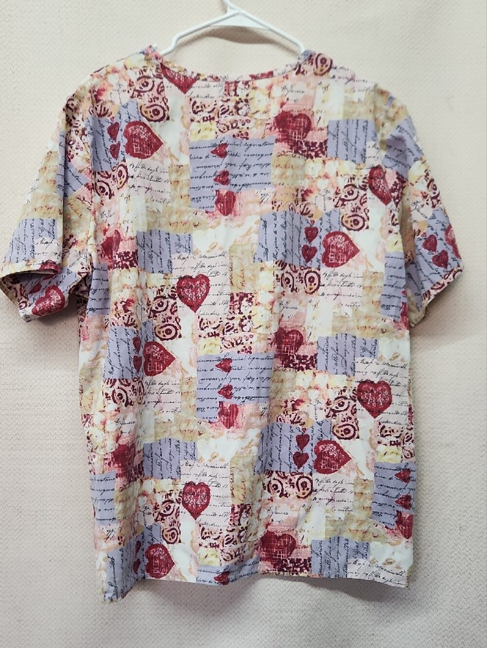 Bwear Patchwork Heart Print V-Neck Tunic in Red, Lavender, Cream - Picture 4 of 4